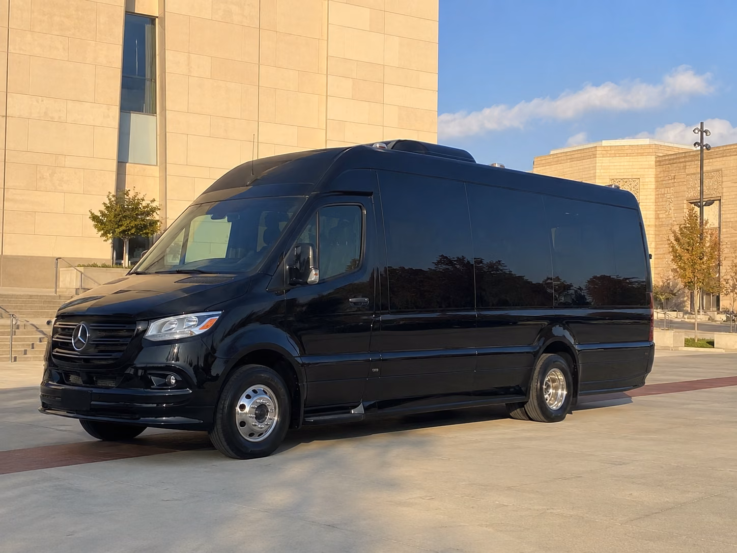 rent a field trip bus to fresno museums and science centers