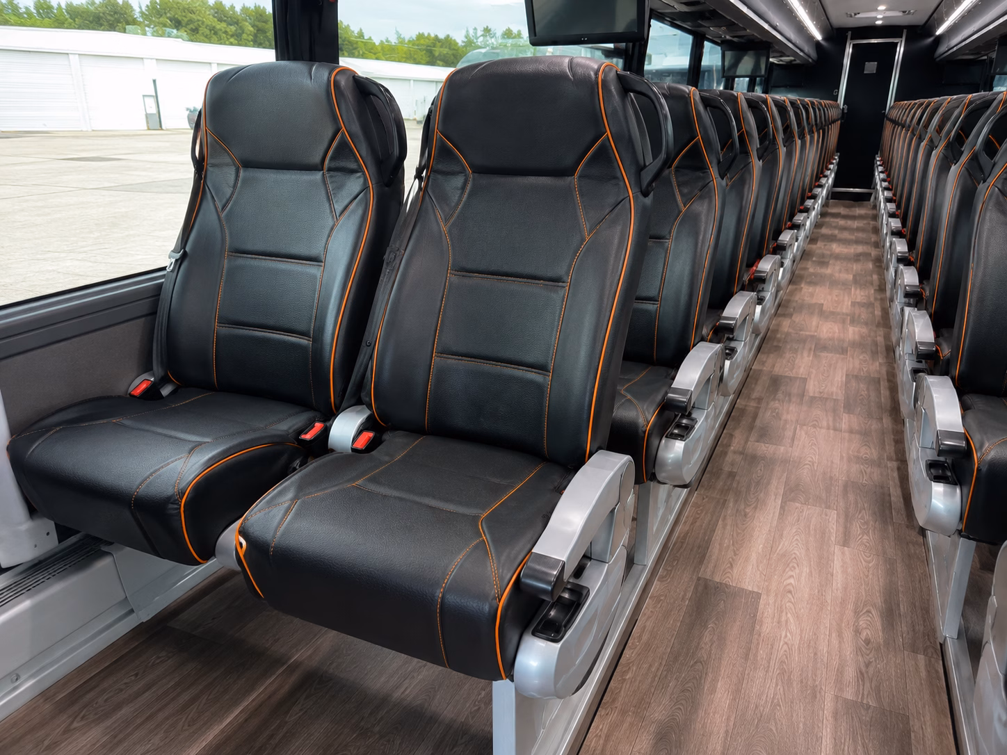 shuttle services for airline crews and airport staff in fresno